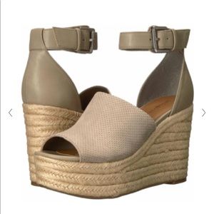 Indigo Rd. Airy Wedge